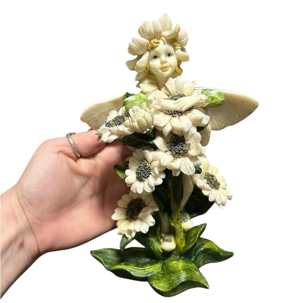 Vintage Daisy Flower Fairy Figurine Garden Fairy Resin Statue